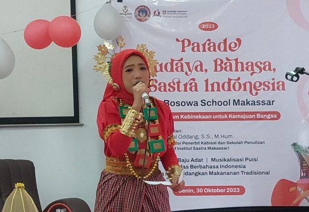 Peringati Hari Sumpah Pemuda Sma Bosowa Makassar Gelar Parade Budaya